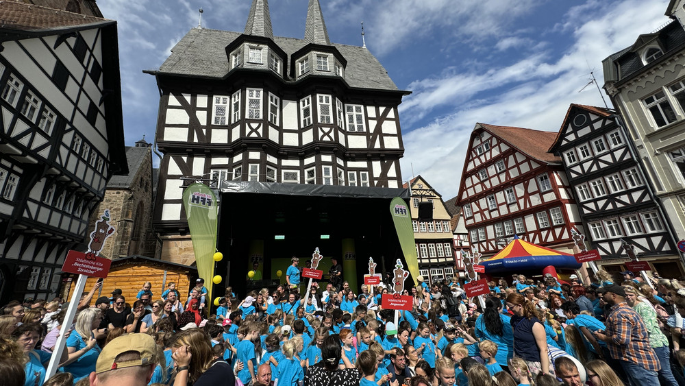 Beim Kinderfestival in Alsfeld steht die ganze Stadt Kopf (Archivbild). 