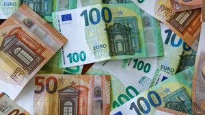 Vermögen steigen 2,6 Millionen Millionäre in Deutschland