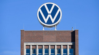 VW-Gewinn bricht ein - Rüstung und China-Autos sollen helfen