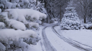 Es bleibt kalt: Neuschnee, Frost und Glätte zur Wochenmitte