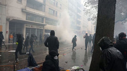 Proteste in Frankreich: Mindestens 1.000 Festnahmen