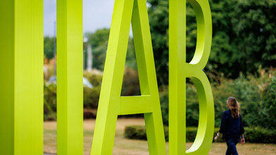 IAB Studie Rüstung gleicht Jobverluste nicht aus