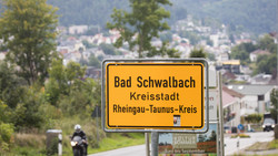 Neues Ortsschild: Bad Schwalbach ist offiziell Heilbad