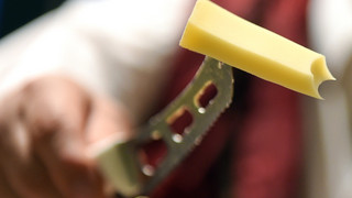 Bankraub mit Käsemesser: Anklage gegen Mann in Frankfurt