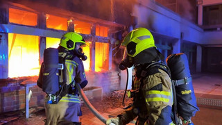 Brand an Schule in Geesthacht – Warnung an die Bevölkerung