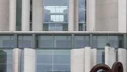 Reformgespräche: Gewerkschaften und Arbeitgeber beraten mit Kanzleramtschef