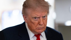 Trump verhängt Zölle von bis zu 100 Prozent auf Drohnen