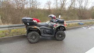 A6: Fahrer stürzt von «Weihnachts-Quad» und wird schwer verletzt