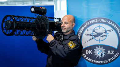 Mehr Geld, mehr Technik: Bayern rüstet gegen Drohnen auf
