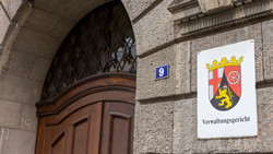 Wohngeld-Stopp für 50-jährigen Langzeitstudenten beschlossen