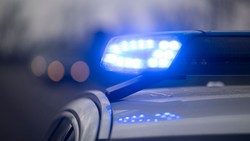 Streit in Wiesbaden: Mann schubst Bekannten vor Linienbus