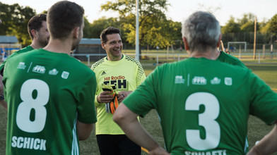 Benefizspiel Dreihausen: FFH-Team spielt für Kunstrasen