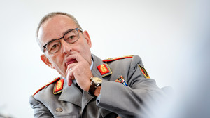 Generalinspekteur gegen Losverfahren