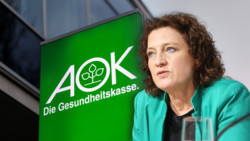 AOK verteidigt Krankschreibung per Telefon