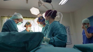Spenden: Mediziner aus Fulda operieren auf den Philippinen
