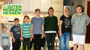 5 Söhne und einen Ehemann: Manuelas männliche Großfamilie