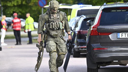 Angriff kurz nach Sommerferien: Schwert-Attacke an Schule schockt Schweden