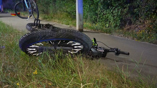 Tödlicher Auffahrunfall: Radfahrer stirbt nach Zusammenstoß