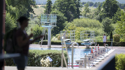 Gelnhausen: Prozess um Belästigung im Freibad beginnt