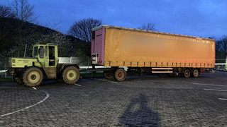 B27 bei Petersberg: Polizei stoppt Schrott-Gefährt