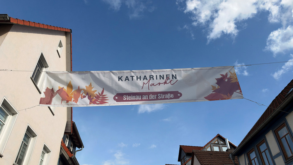 Die Brüder Grimm-Stadt Steinau feiert wieder Katharinenmarkt.