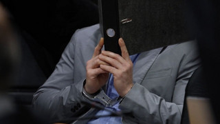 Blutrache im Bahnhof: Mordprozess gegen acht Männer beginnt