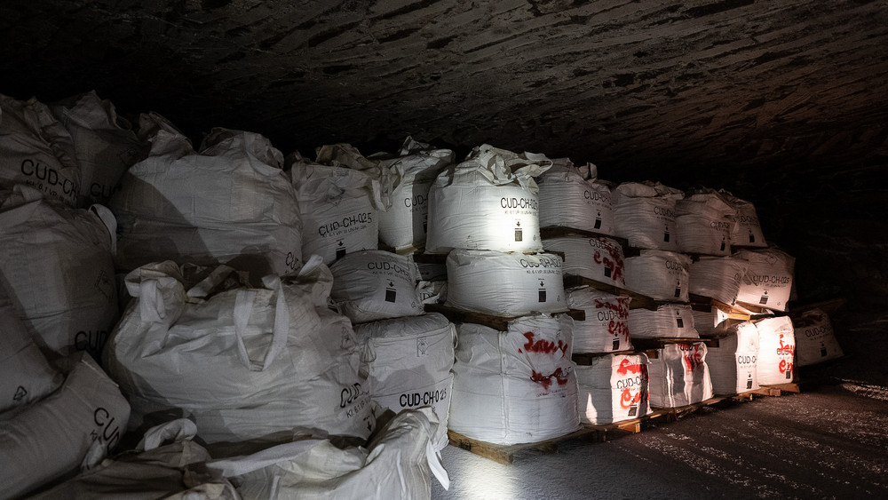 In solchen sogenannten Big Bags werden die Abfälle unter Tage abgelagert. Das darf aber nur in speziell dafür vorgesehenen Bereichen geschehen. Dagegen sollen vier K+S-Beschäftigte verstoßen haben.