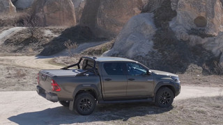 Zuwachs für die Legende - Toyota präsentiert Hilux 48V-Mild-Hybrid und GR Sport II