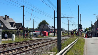 Mehrere Tote in Belgien: Schulbus von Zug erfasst