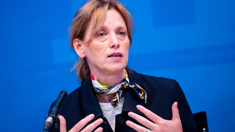 Bundesbildungsministerin Karin Prien (CDU)