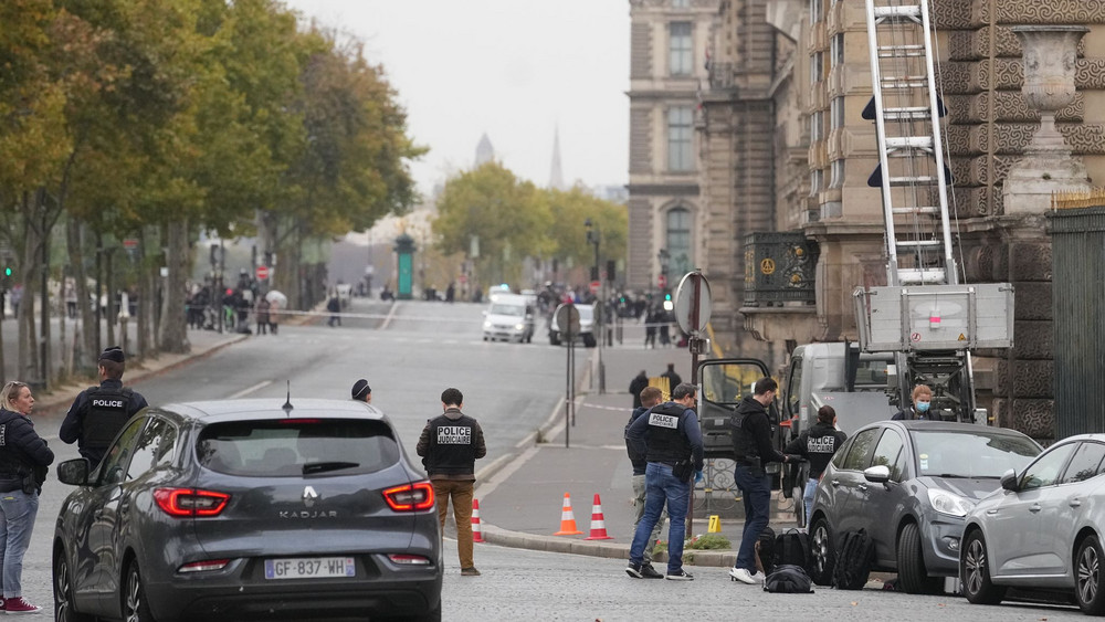 Die Täter sollen einen Lastenaufzug genutzt haben.