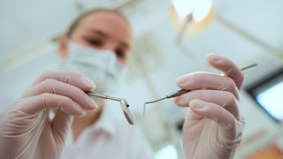 Kind stirbt beim Zahnarzt in Kronberg: Haftstrafe für Narkosesarzt