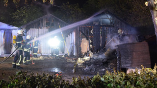 Feuer auf Gelände einer Gaststätte in Edingen: 200.000 Euro Schaden