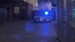 Messerangriff in Regionalzug: 18-Jährige bei Sulzbach schwer verletzt