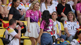 Die Spielerfrauen der DFB-Elf – Das geht bei den Spielern privat ab