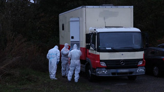 Strom-Sabotage: Polizei stürmt Fahrzeug des Verdächtigen