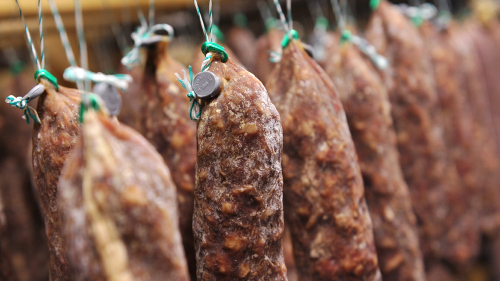 Fleischerei Schneider: Wurst kaufen in Hessens ältester Metzgerei