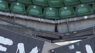 Tribüne abgesackt: Betonstütze im Bremer Weserstadion zerbrochen