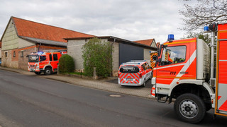 Mann wird in Fulda von Traktor-Anhänger eingeklemmt und stirbt