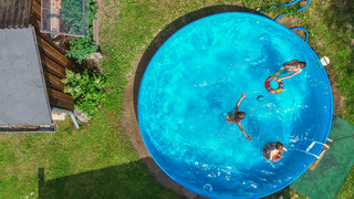 Eigener Pool im Garten: Experte gibt entscheidende Tipps