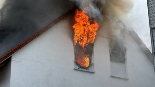 Haus in Hauneck-Oberhaun in Flammen: Bewohner zum Glück nicht zuhause