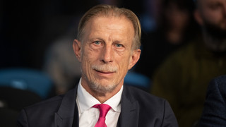 Der ehemalige Trainer der SGE gab bekannt, an Krebs erkrankt zu sein