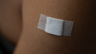 Unfall mit Fußgänger in Kassel: Mann gibt Pflaster und fährt weiter