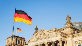 Dank Bürokratie-Wahnsinn: 7000 Beamte mehr seit 2013 - das kostet uns Milliarden