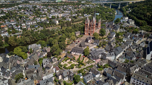 Massenschlägerei auf Domplatz: Limburg laut Polizei "sichere Stadt"