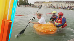 Wenn Früchte zu Rennbooten werden: Kürbis-Regatta in Ludwigsburg