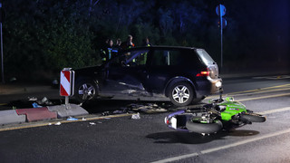 Unfall in Rüsselsheim: Motorradfahrer lebensbedrohlich verletzt