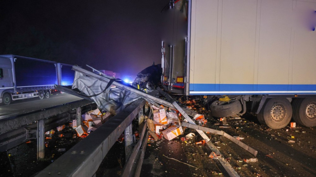 Spirituosen-Laster steht quer - A 5 bei Alsfeld gesperrt