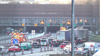 Warnstreik legt Elbtunnel lahm – Staus auf allen Zufahrten