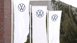 VW droht Arbeitskampf: Autobauer kündigt fast alle Tarifverträge